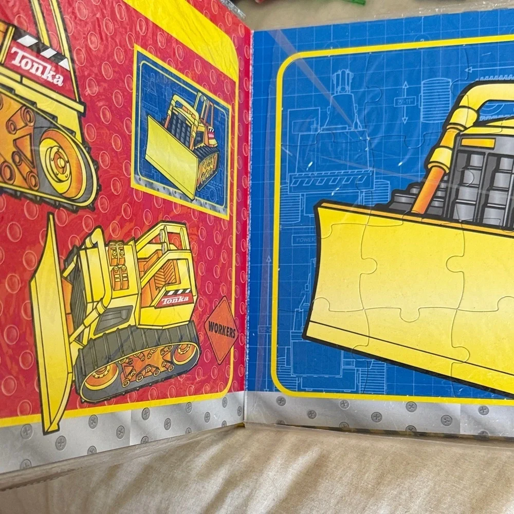 Tonka Construction Site Jigsaw Book - Yellow and Black